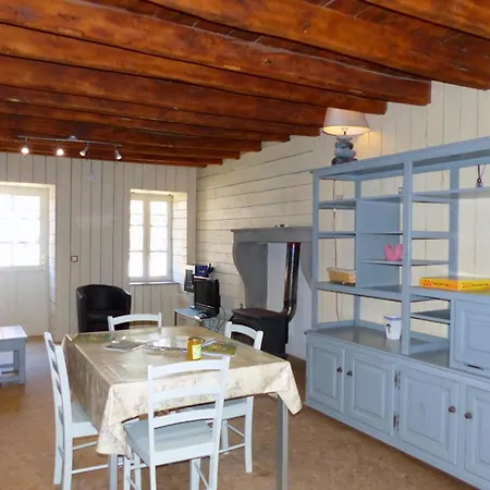 Feriehus Eco-gite Renove Avec Wifi Pres De Vichy - Fr-1-489-290 Bransat